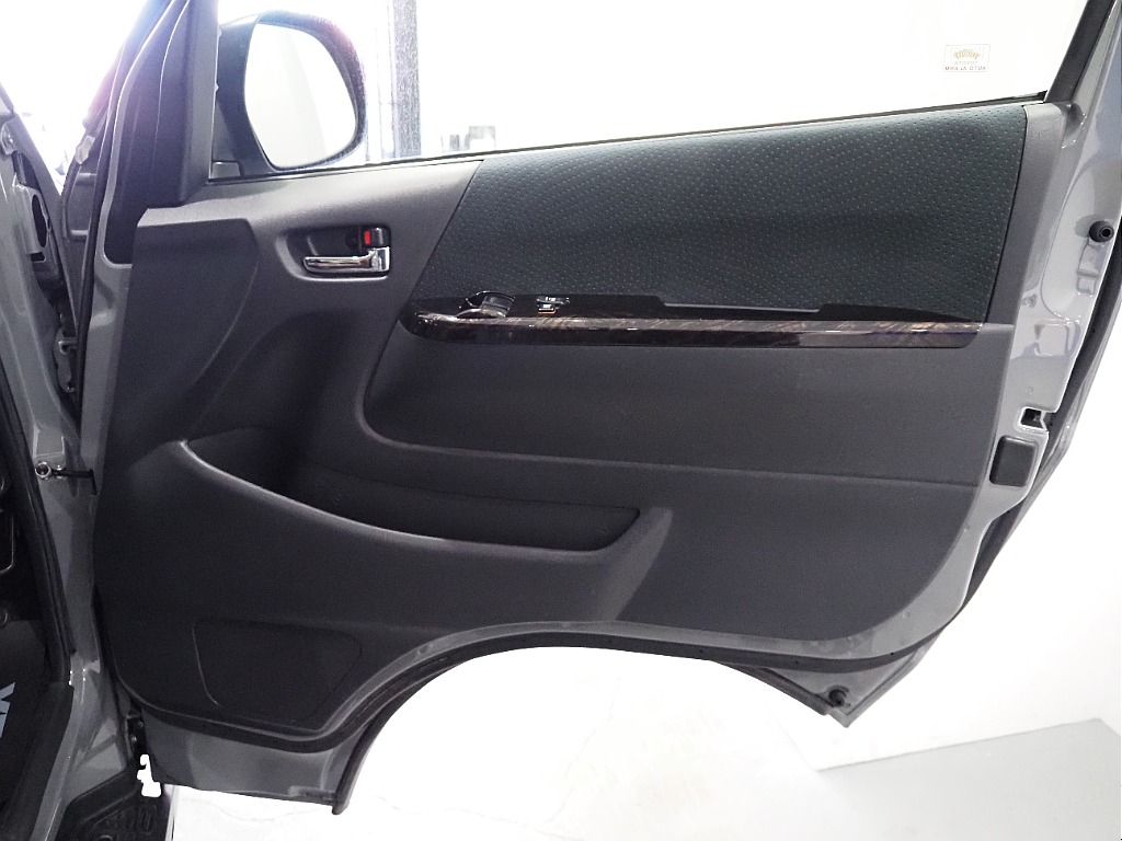 【Renoca CoastLines/5型スーパーGLガソリン2WD】新品塗装に新品タイヤ＆AWがインストール！【全国納車可能】