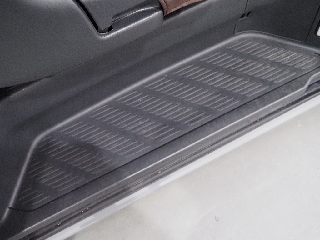 【Renoca CoastLines/5型スーパーGLガソリン2WD】新品塗装に新品タイヤ＆AWがインストール！【全国納車可能】