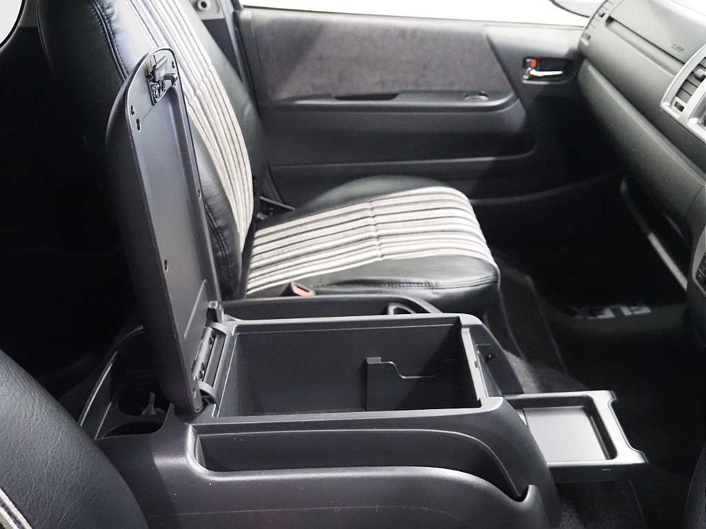 【Renoca CoastLines/5型/ワゴンGL/2WD】大人気角目4灯フェイスチェンジ！大人気カラーにて完成！【全国陸送可能】