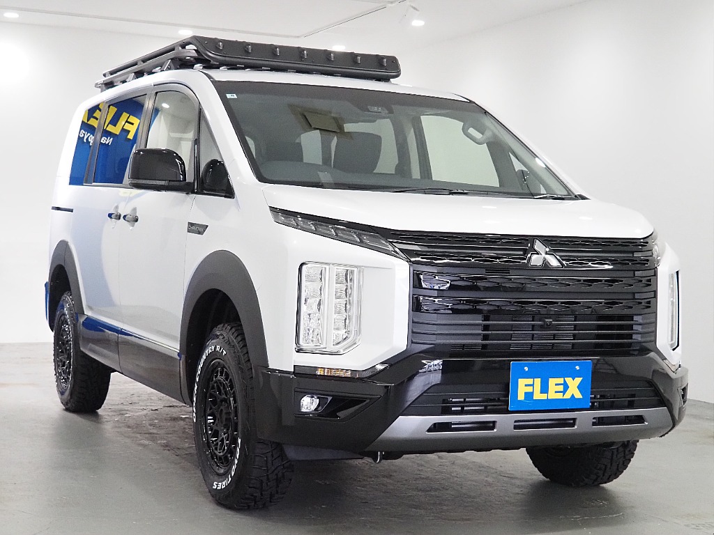 【FLEX　DELICA/新車登録済み未使用車/CHAMONIX】外装に纏った装備は他を圧倒すること間違いなし！