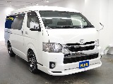 トヨタ ハイエースバン(5枚目)