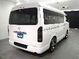 トヨタ ハイエースバン(8枚目)