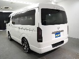 トヨタ ハイエースバン(9枚目)