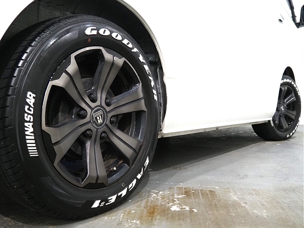 【R3年式/ハイエースワゴンGL/ガソリン4WD/】フルフラット可能な10人乗りワゴンGLが緊急入庫