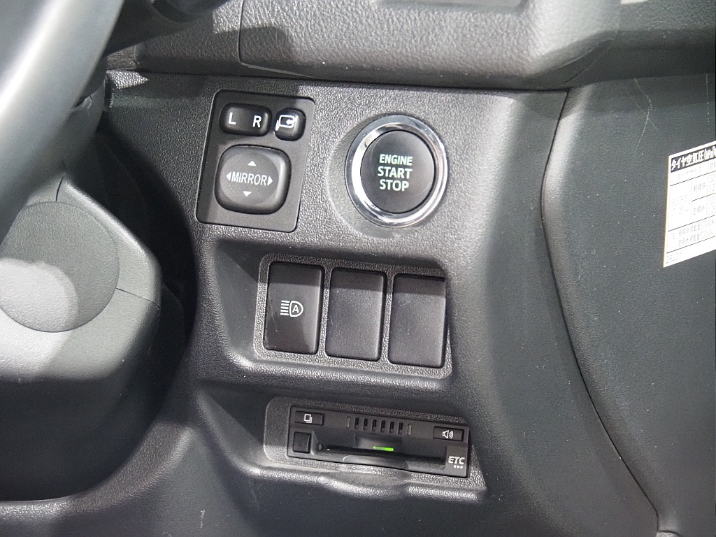 【Renoca　CoastLines/R3年式/ハイエースバン2.0L/オールペイント】角目4灯オールペイント♪【全国納車可能】