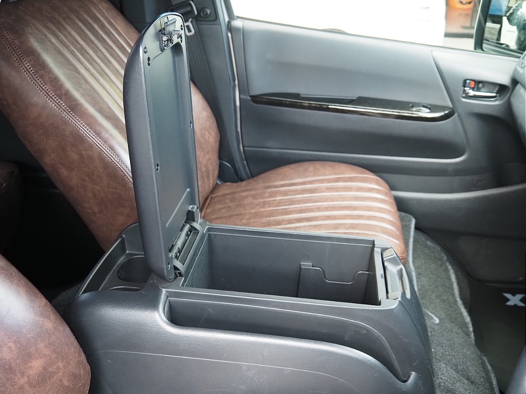 【Renoca　CoastLines/R3年式/ハイエースバン2.0L/オールペイント】角目4灯オールペイント♪【全国納車可能】