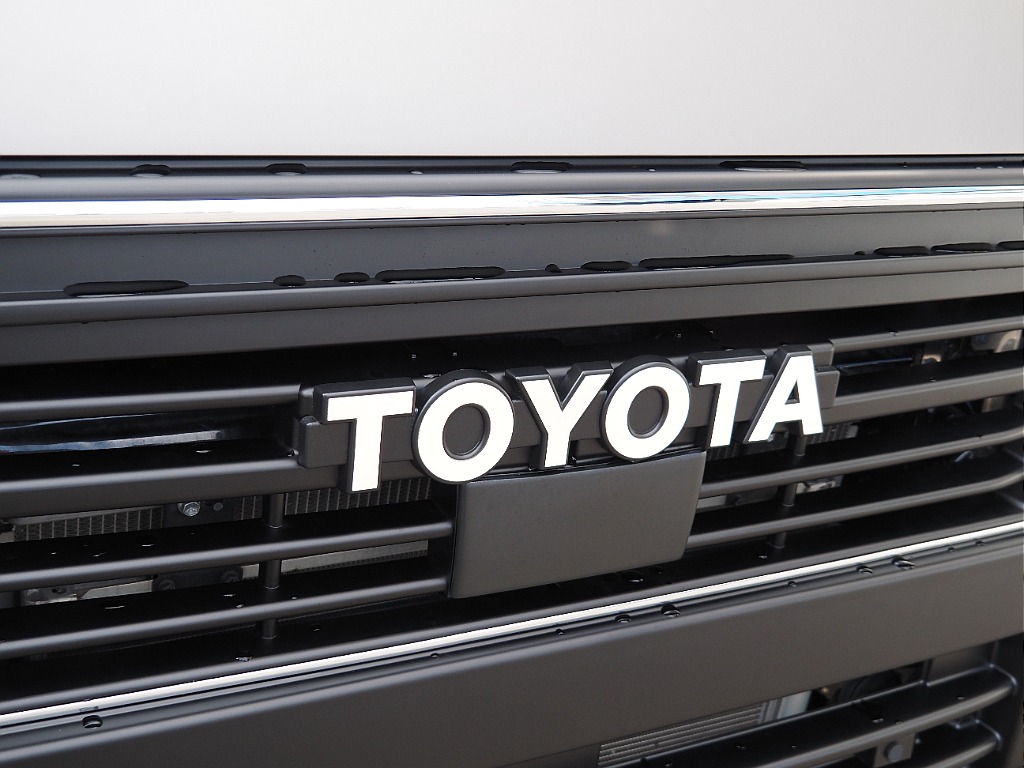 【Renoca　CoastLines/R3年式/ハイエースバン2.0L/オールペイント】角目4灯オールペイント♪【全国納車可能】