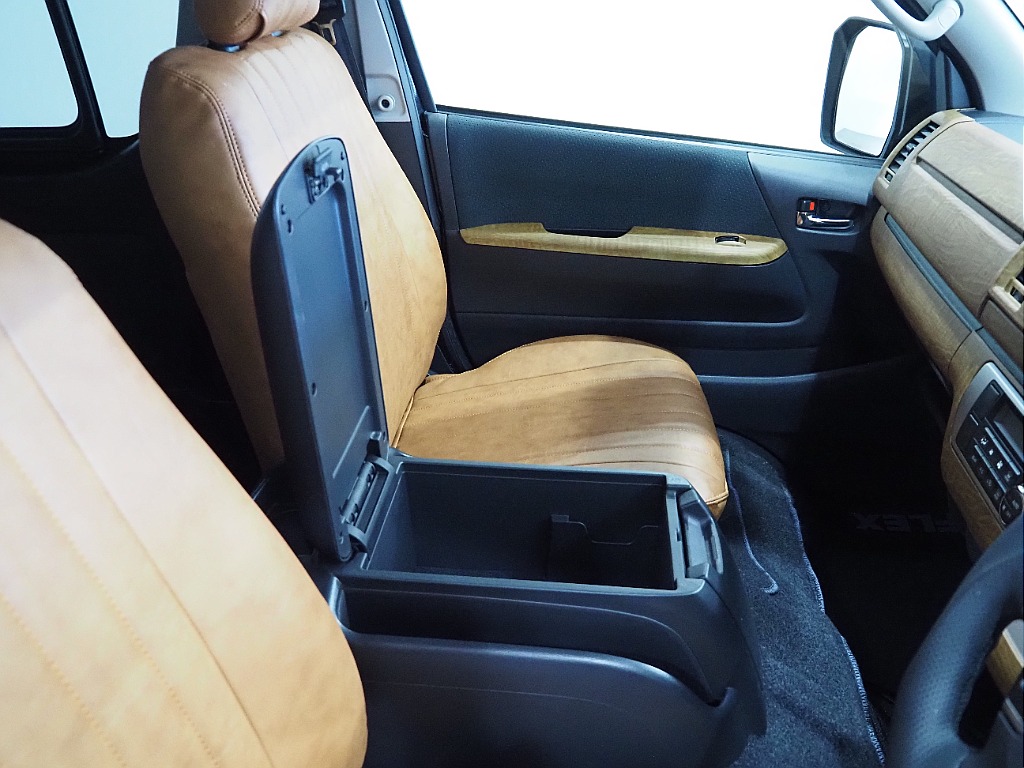 【R5年式/CoastLines/角目4灯/ガソリンスーパーGL】内装にも可愛らしいシートカバーをインストール♪