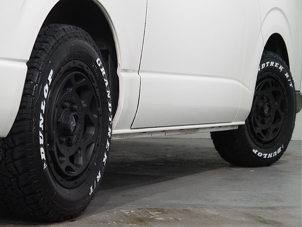 【R4年式/DARK　PRIMEⅡ/ディーゼル2WD/両側パワースライドドア】新品タイヤ＆ホイール×アゲ系仕様