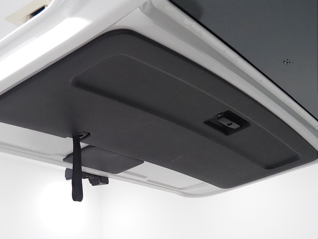 【H28年式/ハイエースバン/ディーゼル4WD/新品パーツをインストール】安心安全の4WD♪【全国納車可能】