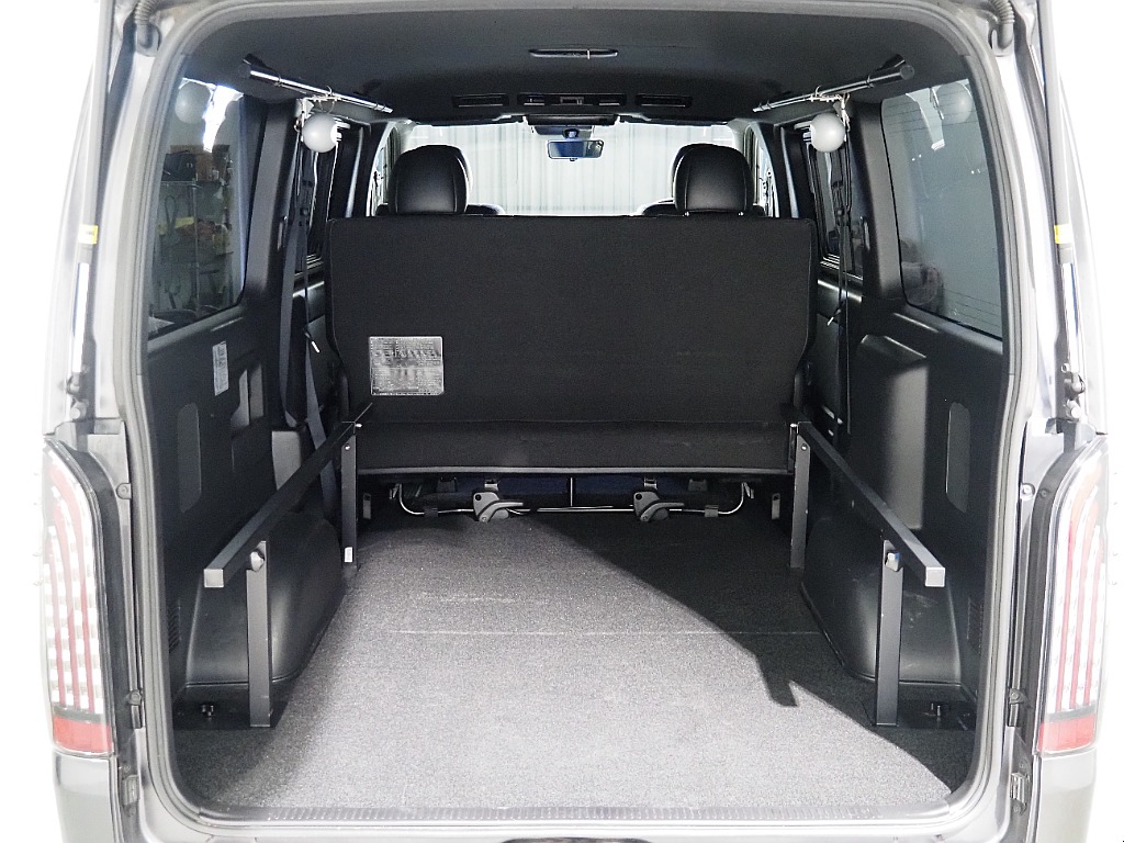 【R２年式/DARKPRIMEⅡ/ディーゼルターボ/2WD】ベッドキッド装着♪ダブルモニター♪【全国納車可能】