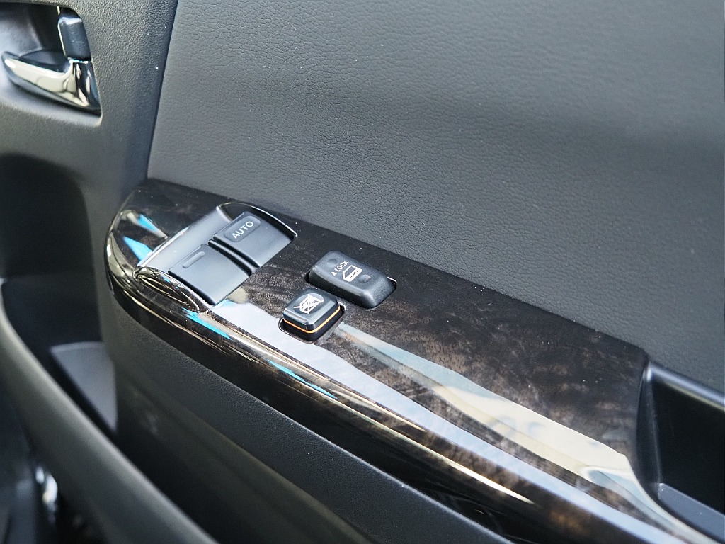 【R1年/DARKPRIMEⅡ/ガソリン2.0L2WD/BLACKEDITION】エアロ3点セット装着