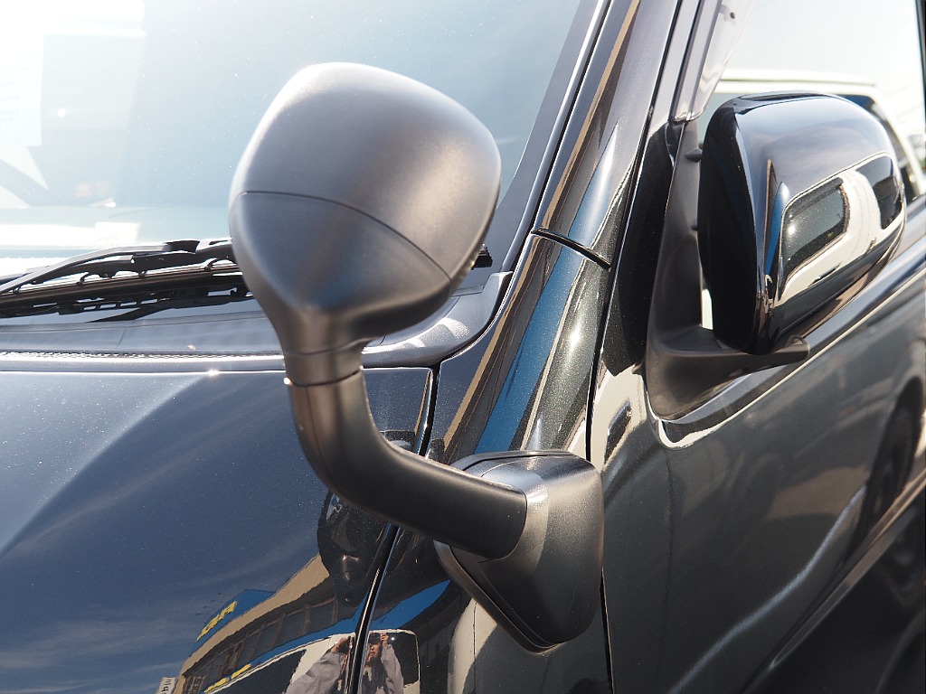 【R1年/DARKPRIMEⅡ/ガソリン2.0L2WD/BLACKEDITION】エアロ3点セット装着