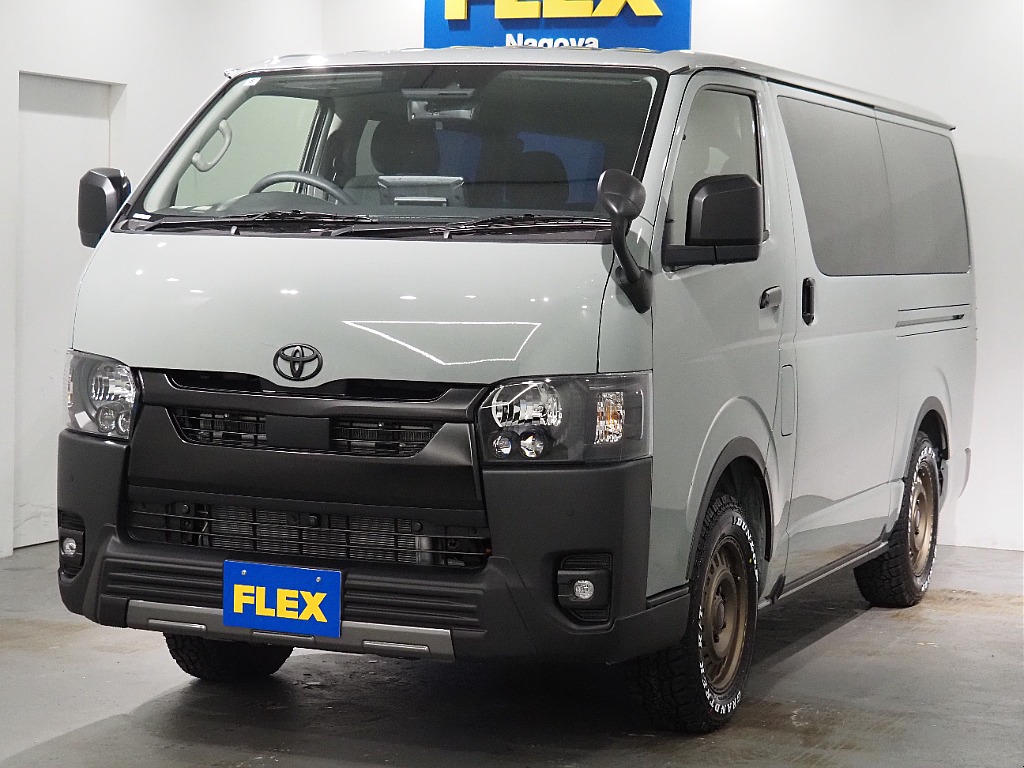 【ハイエースバン/ディーゼル4WD/アースカラーアーバンカーキ/BLACKEDITION】オフロードPKG【全国納車可能】