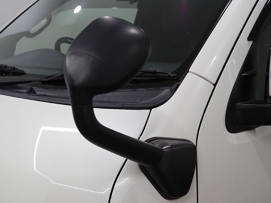 【R2年式/ハイエースバン/ディーゼル4WD/DARKPRIMEⅡ/両側パワースライドドア】オフロードPKG×お買い得車両♪【全国納車可能】