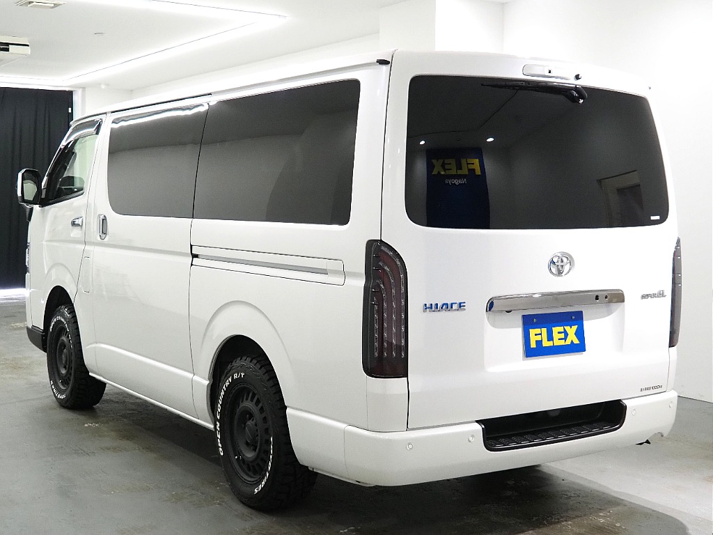 【R3年式/ハイエースバン/ディーゼル4WD/DARKPRIMEⅡ/両側パワースライドドア】オフロードPKG【全国納車可能】