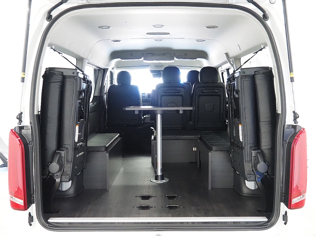 【新車/ワゴンGL/Relaxing/内装架装ベッドキッド/フローリング】使い勝手の良いハーフベッド♪【全国納車可能】