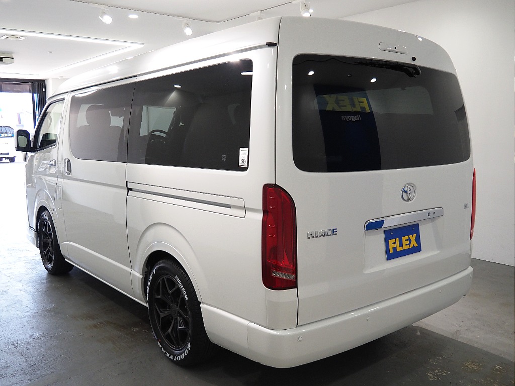 【新車/ワゴンGL/Relaxing/内装架装ベッドキッド/フローリング】使い勝手の良いハーフベッド♪【全国納車可能】