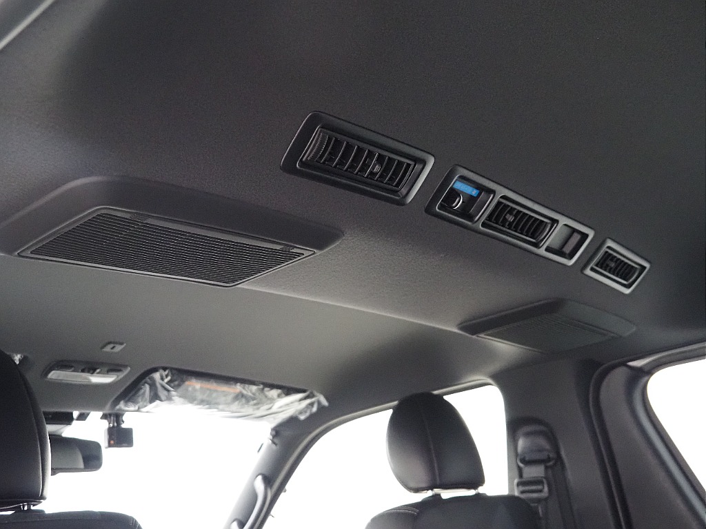 【高年式/超低走行/R6年DARKPRME Ⅱ ディーゼル2WD】フルエアロ＆純正リアウィング♪9インチフローティングナビ♪【全国納車可能】