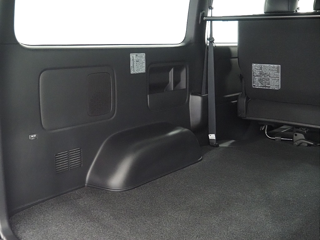 【高年式/超低走行/R6年DARKPRME Ⅱ ディーゼル2WD】フルエアロ＆純正リアウィング♪9インチフローティングナビ♪【全国納車可能】