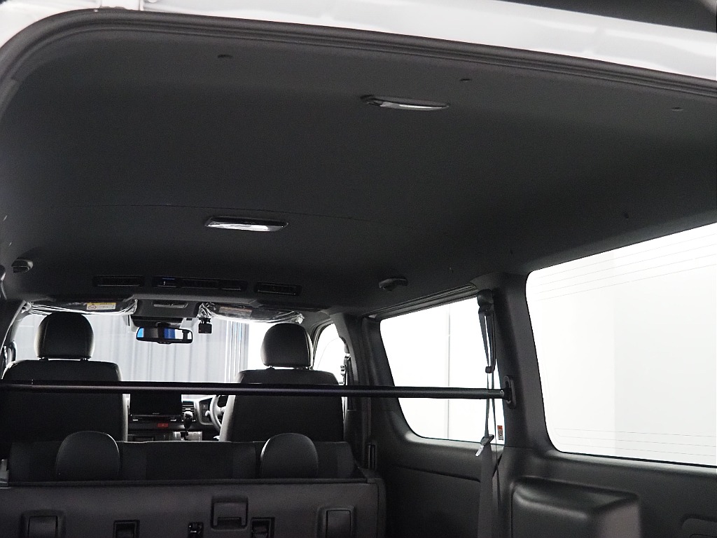 【高年式/超低走行/R6年DARKPRME Ⅱ ディーゼル2WD】フルエアロ＆純正リアウィング♪9インチフローティングナビ♪【全国納車可能】