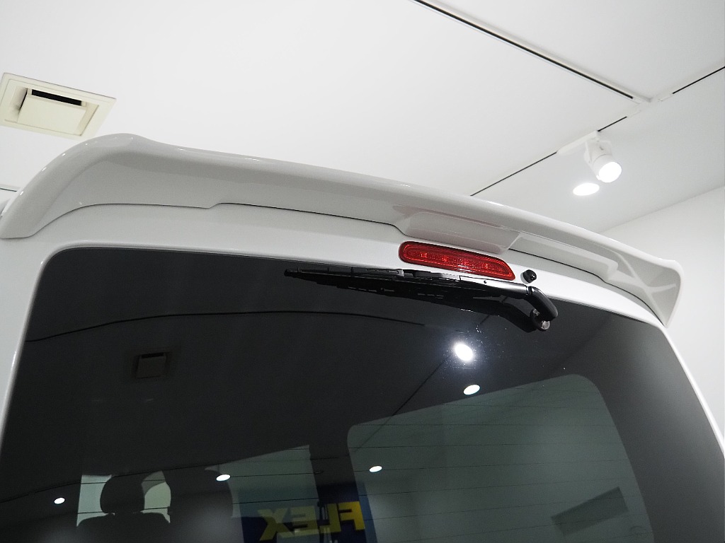 【高年式/超低走行/R6年DARKPRME Ⅱ ディーゼル2WD】フルエアロ＆純正リアウィング♪9インチフローティングナビ♪【全国納車可能】