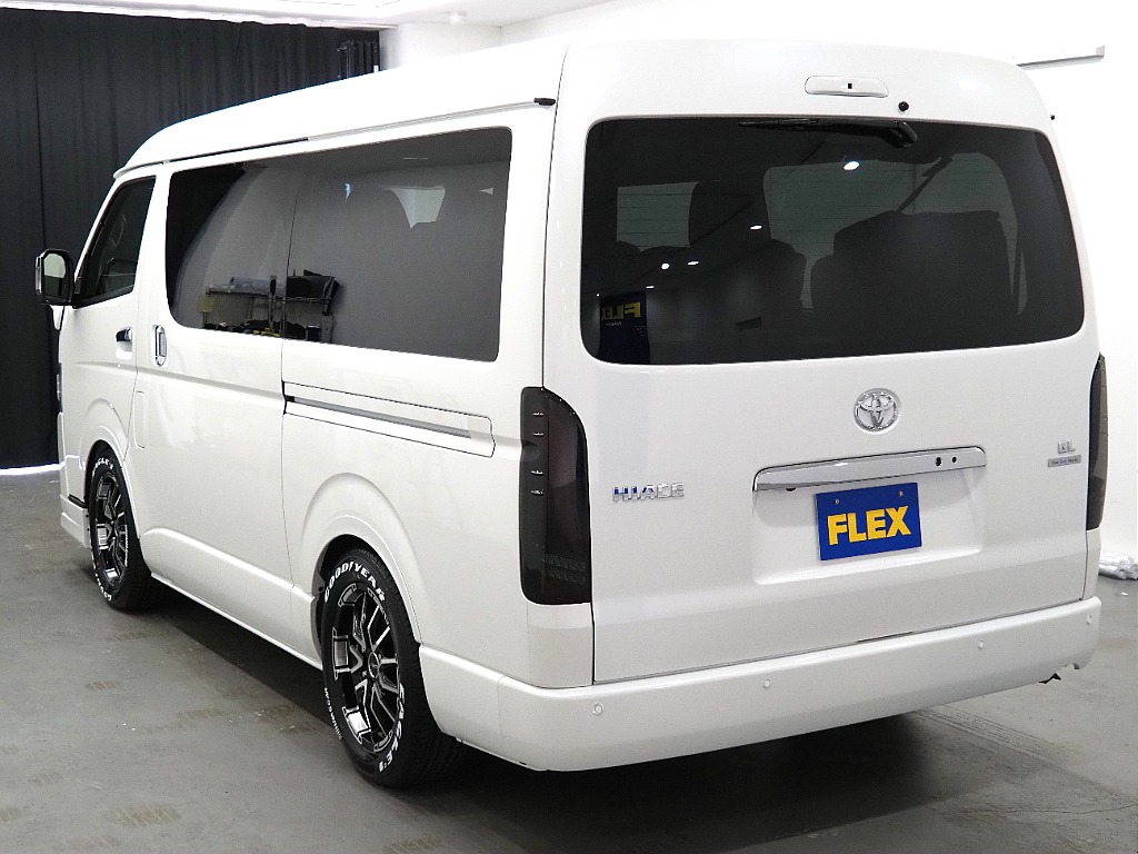 【新車/ファインテックツアラー/ガソリン2.7L2WD/キャプテンシート】ハイエース名古屋店展示車両