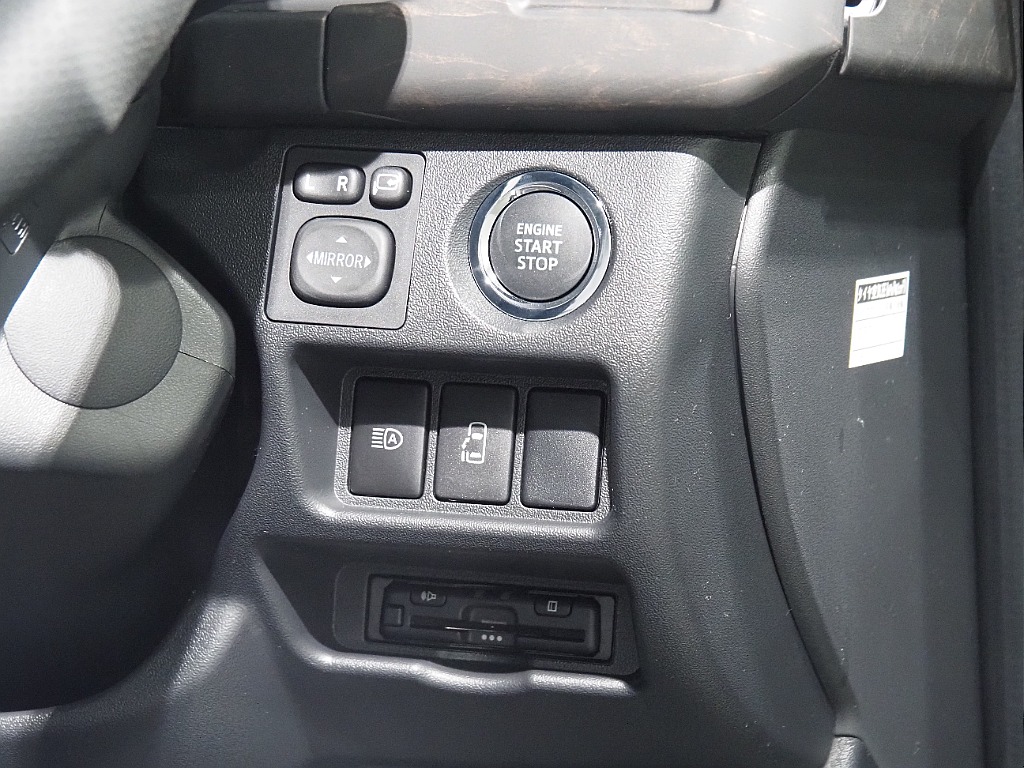 【新車/ワゴンGL/スタンダード内装/zero_WAGON-bed付き/ツインモニター】使い勝手の良いスタンダード内装♪