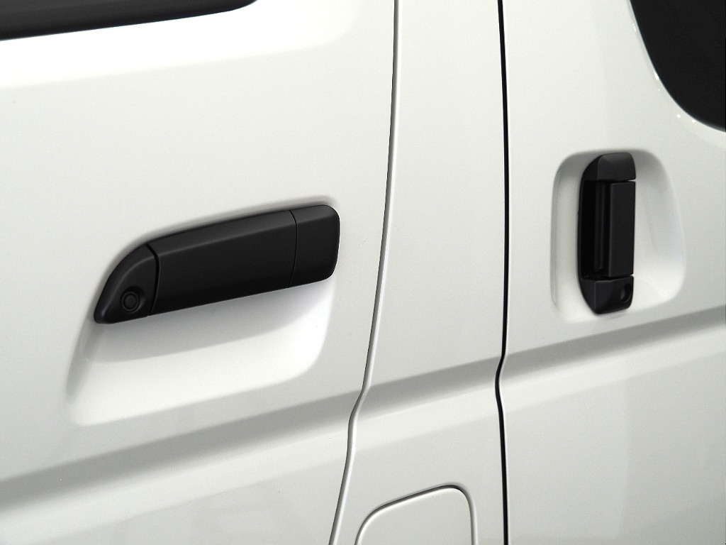 【R4年式/4WD/ワイドバン/スーパーGL/BLACKEDITION×オフロードPKG】両側パワースライドドア♪【全国納車可能】