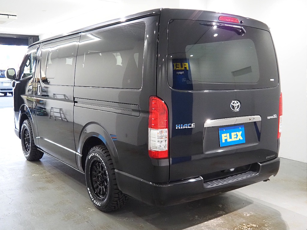 【R1年式/ハイエースバン/4ナンバー5人乗り/ガソリン/オフロードPKG】エントリーユーザー様にもオススメ【全国納車可能】