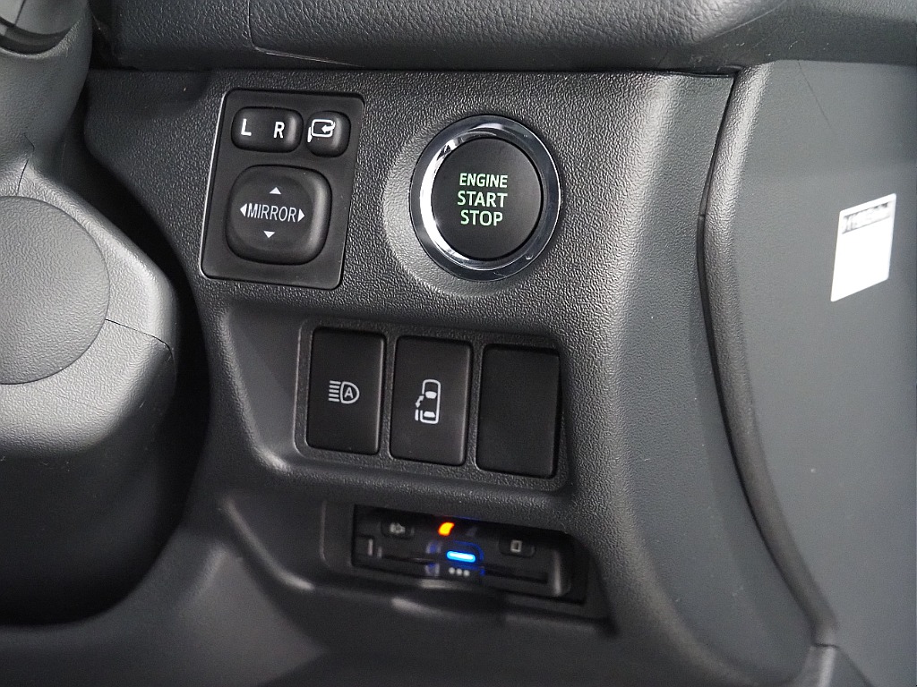 【新車/ワゴンGL/スタンダード内装/スマートベットキット付き/ツインモニター】足を延ばしてお寛ぎいただけます♪♪