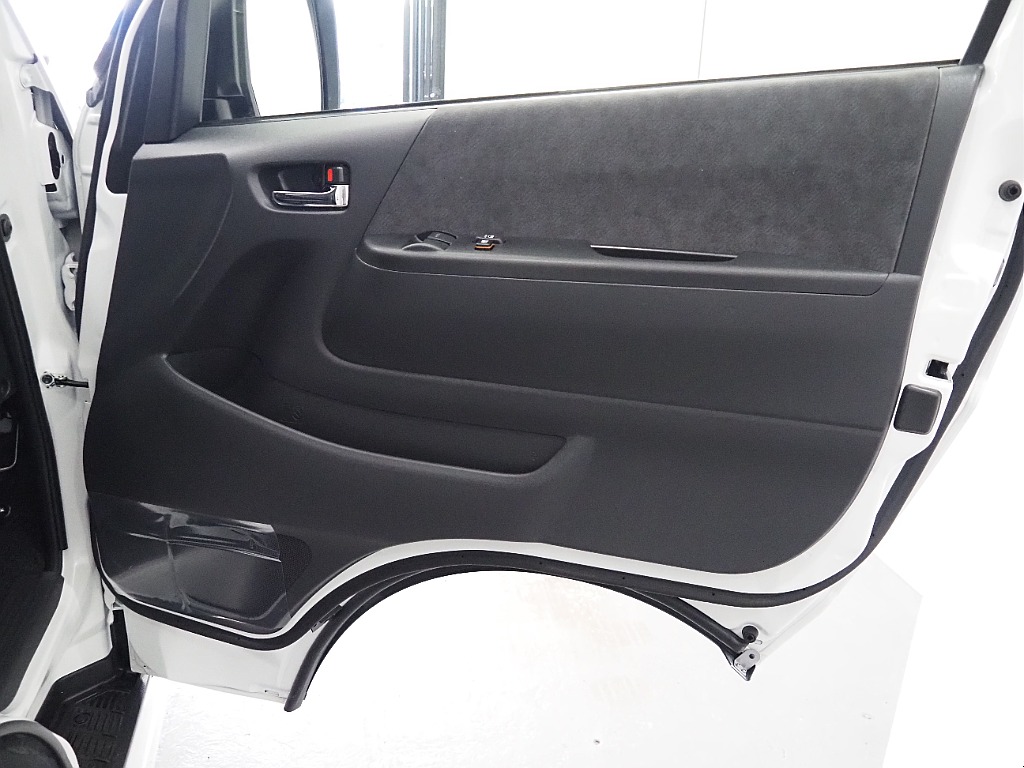 【新車/ワゴンGL/スタンダード内装/スマートベットキット付き/ツインモニター】足を延ばしてお寛ぎいただけます♪♪