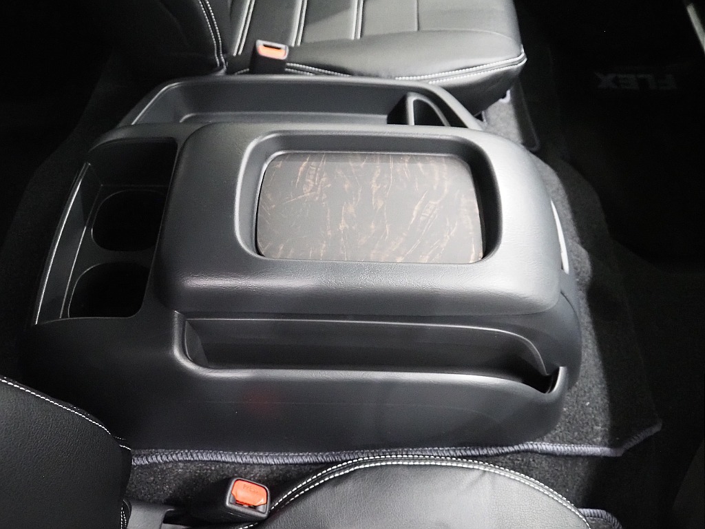 【新車/ワゴンGL/スタンダード配列/BLACKEDITION/2WD】使い勝手の良いシートで完成♪【全国納車可能】