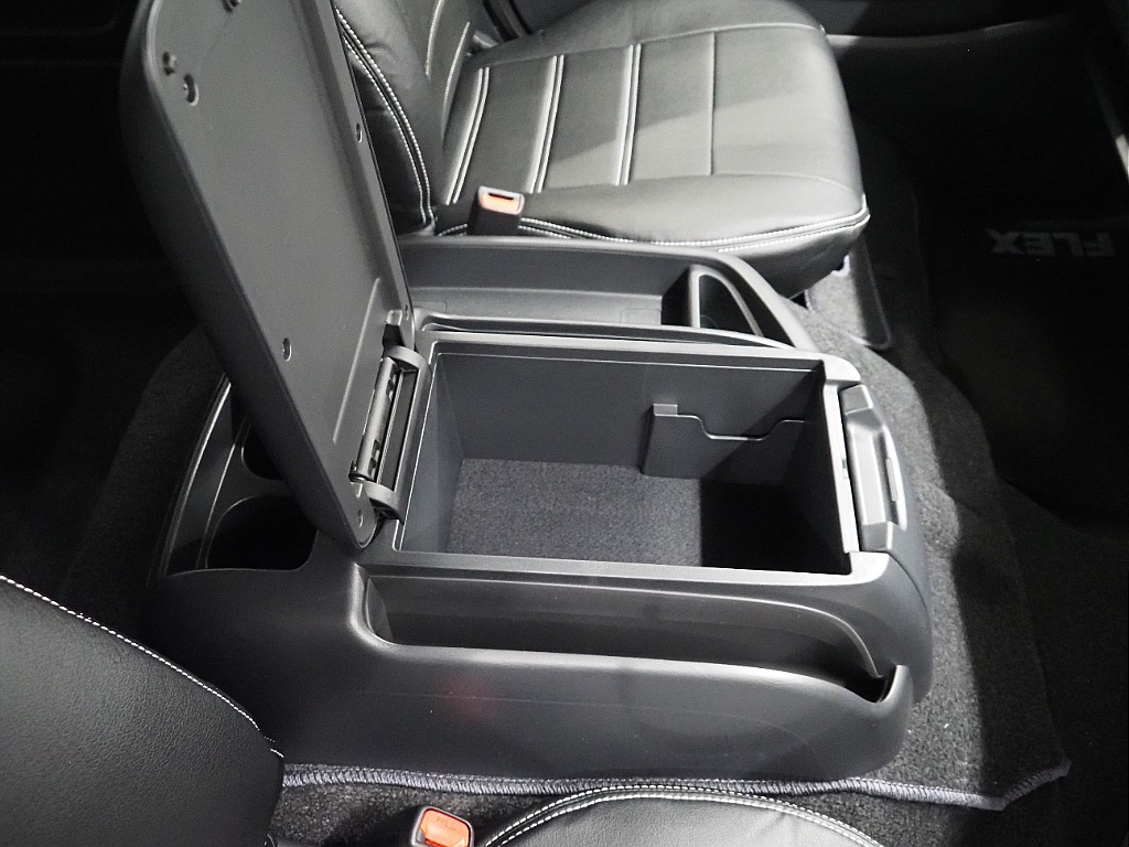 【新車/ワゴンGL/スタンダード配列/BLACKEDITION/2WD】使い勝手の良いシートで完成♪【全国納車可能】