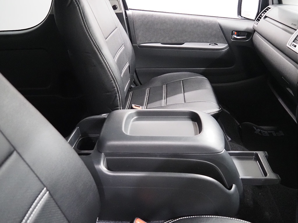 【新車/ワゴンGL4WD/FLEX内装架装Ver1/BLACKEDITION】ハーフベッドで車中泊可能♪【全国納車可能】