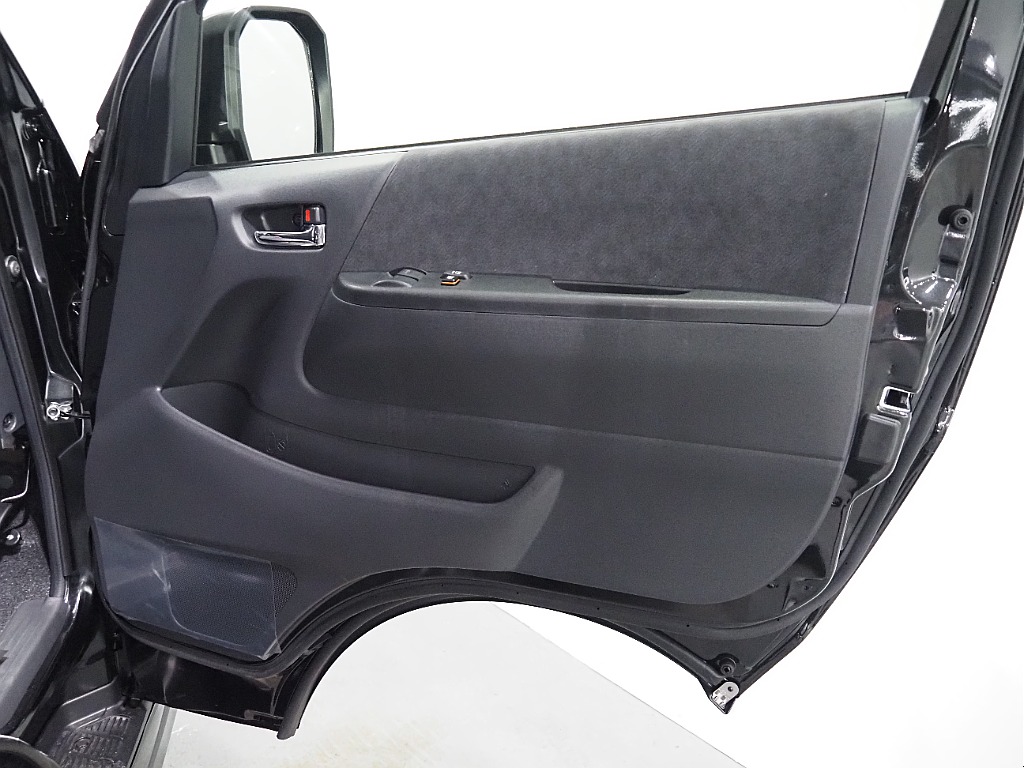 トヨタ ハイエース(32枚目)