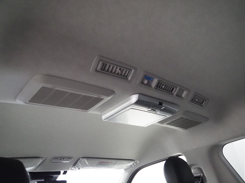 トヨタ ハイエース(34枚目)