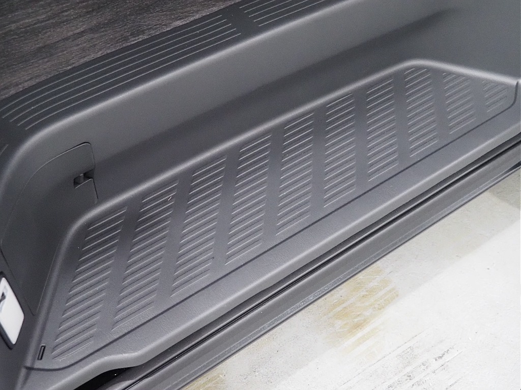 トヨタ ハイエース(44枚目)