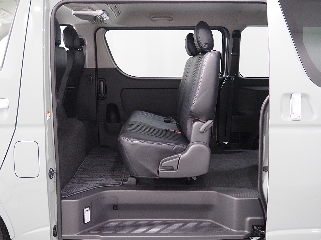 【R7年式/スーパーGLアースカラーパッケージ/ガソリン2.0/両側パワースライドドア】バンパー同色塗装で他を圧倒！【全国納車可能】