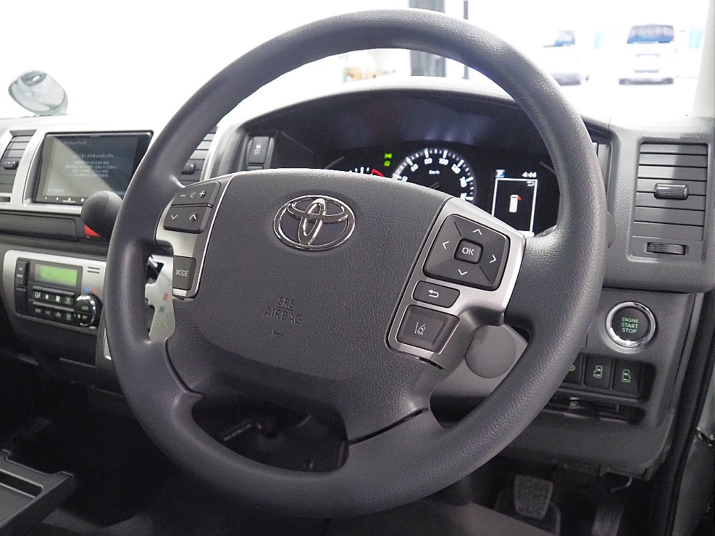 【R7年式/スーパーGLアースカラーパッケージ/ガソリン2.0/両側パワースライドドア】バンパー同色塗装で他を圧倒！【全国納車可能】