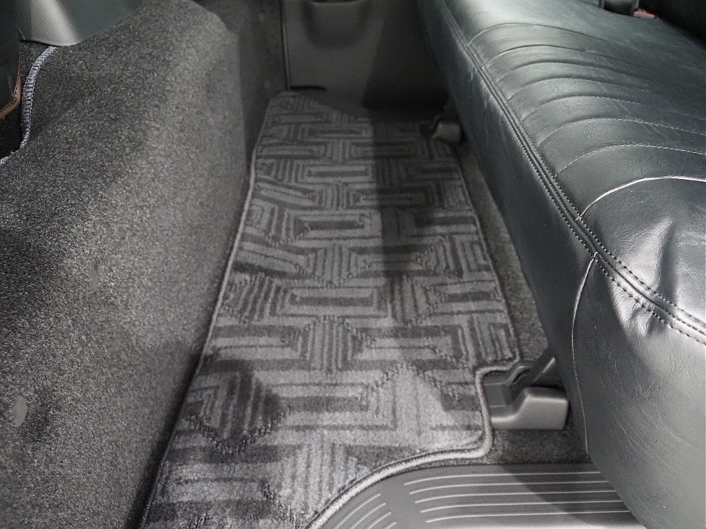 【R7年式/スーパーGLアースカラーパッケージ/ガソリン2.0/両側パワースライドドア】バンパー同色塗装で他を圧倒！【全国納車可能】