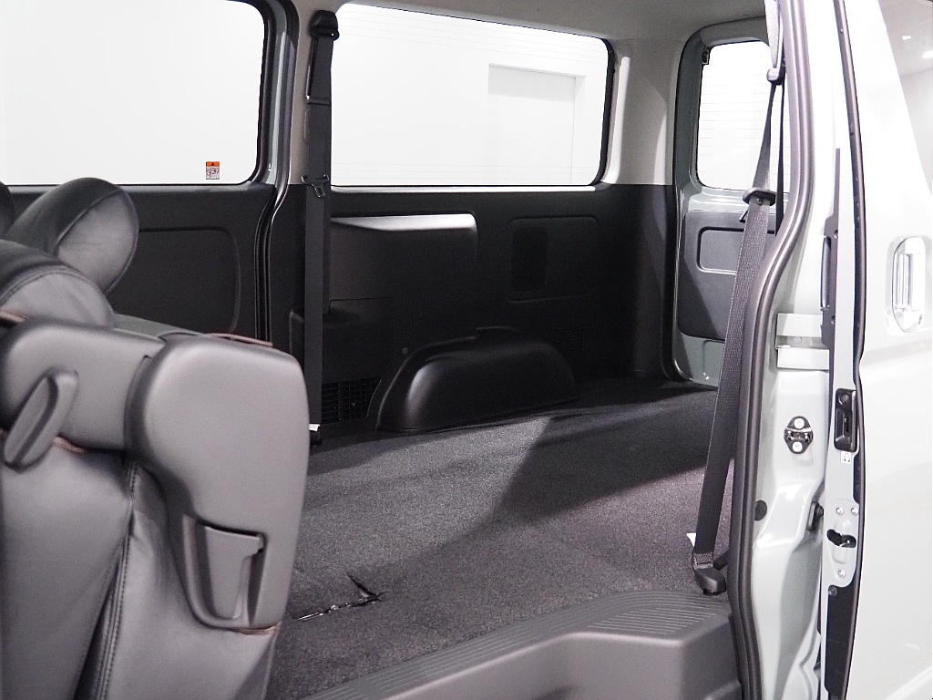 【R7年式/スーパーGLアースカラーパッケージ/ガソリン2.0/両側パワースライドドア】バンパー同色塗装で他を圧倒！【全国納車可能】