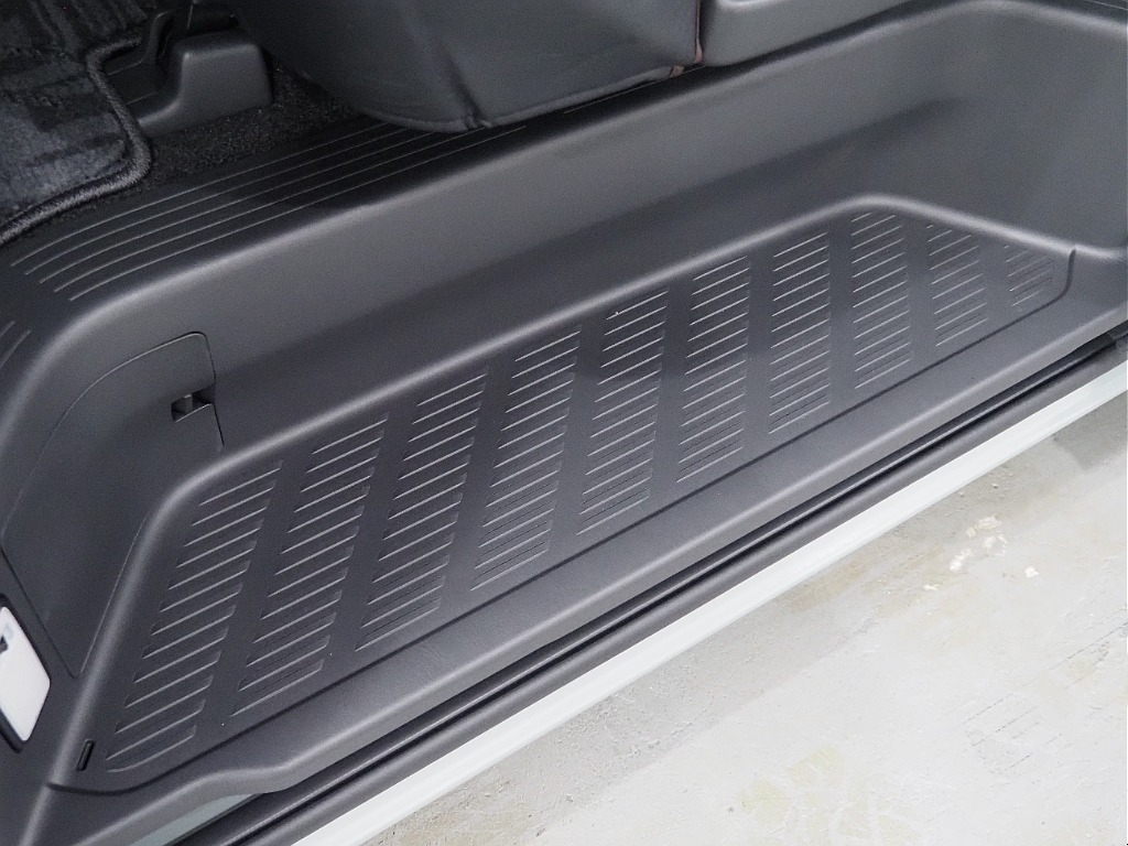 【R7年式/スーパーGLアースカラーパッケージ/ガソリン2.0/両側パワースライドドア】バンパー同色塗装で他を圧倒！【全国納車可能】