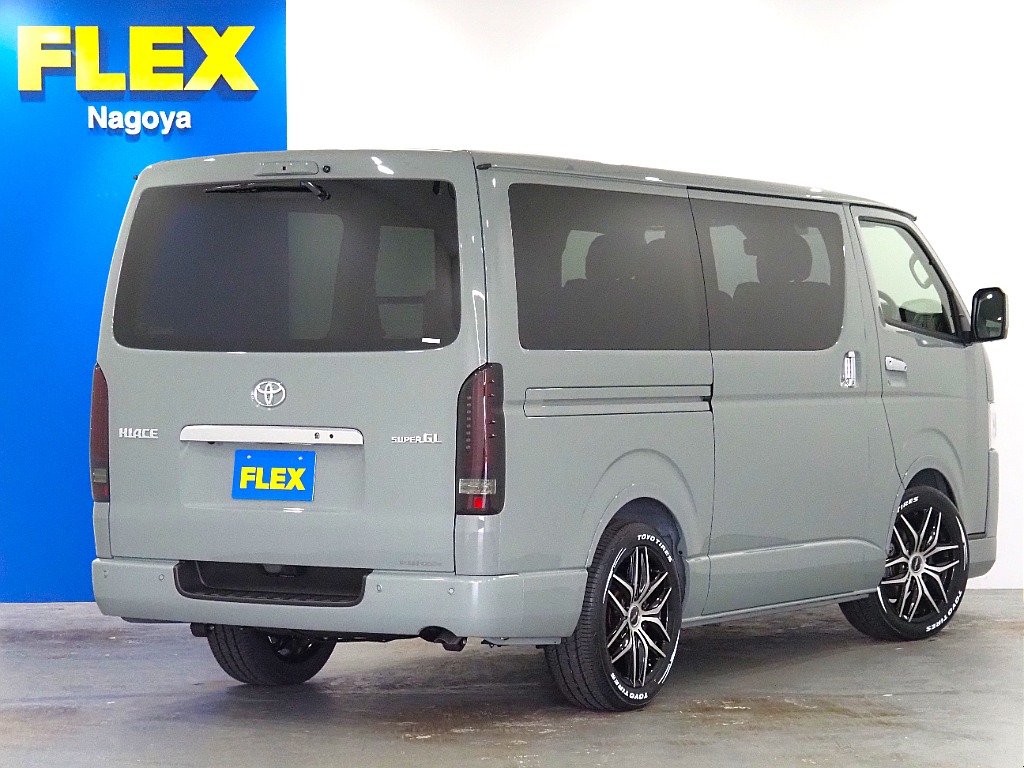 【R7年式/スーパーGLアースカラーパッケージ/ガソリン2.0/両側パワースライドドア】バンパー同色塗装で他を圧倒！【全国納車可能】