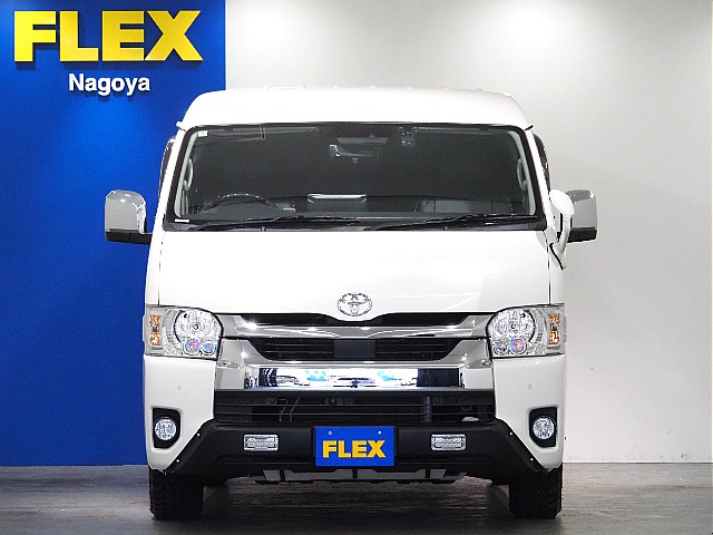 【R2年式/ハイエースワゴンGl/2WD/内装架装Ver1.5/ハーフベッド】フローリング施工♪【全国納車可能】