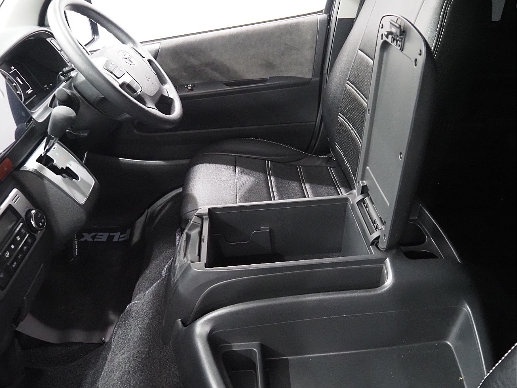 【買取直販/ワゴンGL/4WD/フルフラットシート】シートアレンジNEWAS＆BIGX11ナビ＆12.8インチフリップダウン【全国納車可能】