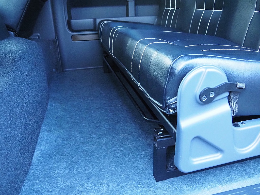 【買取直販/ワゴンGL/4WD/フルフラットシート】シートアレンジNEWAS＆BIGX11ナビ＆12.8インチフリップダウン【全国納車可能】