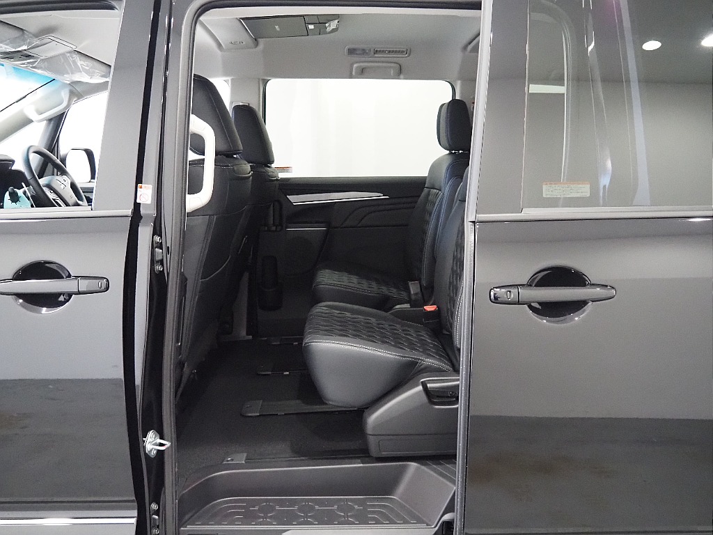 【登録済未使用車】【特別仕様車BLACK Ｅｄｉｔｉｏｎ】【リフトＵＰ】【ＪＡＯＳフェンダー】【オリジナルＬＥＤテール】【ＢＩＧ－Ｘナビ】