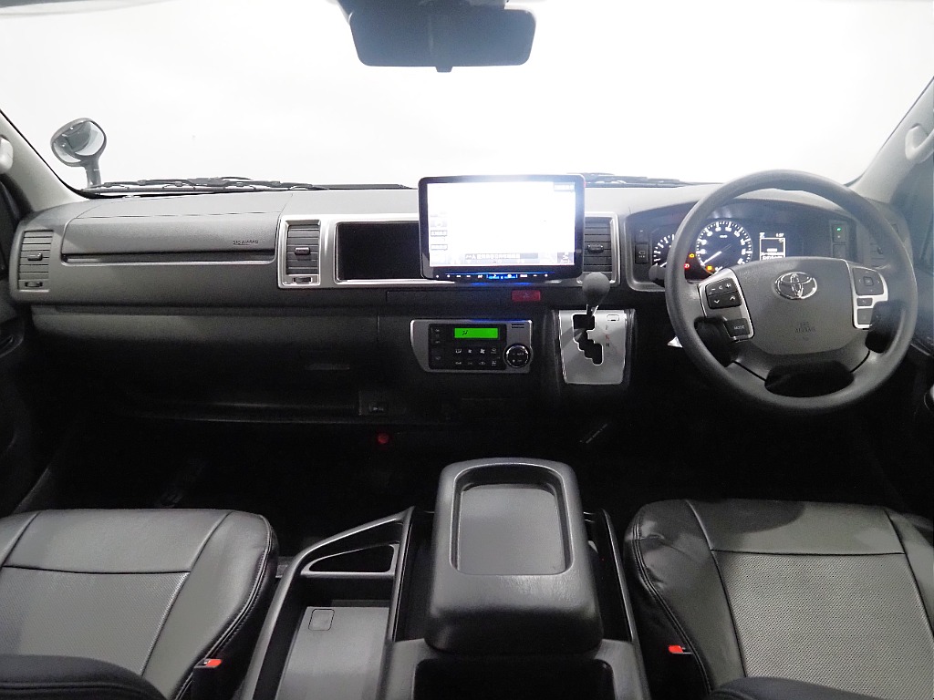 【新車/ハイエースワゴンGL/4WD/スタンダード配列】アルパイン製大画面モニター♪【全国納車可能】