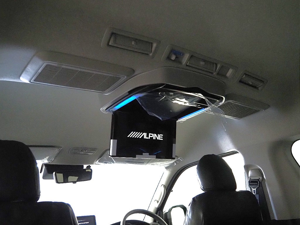 【新車/ハイエースワゴンGL/4WD/スタンダード配列】アルパイン製大画面モニター♪【全国納車可能】